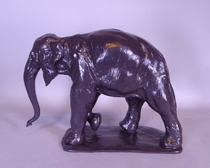null Bronze sculpture with brown patina -Walking Elephant- after *BUGATTI R.* (Rembrandt)...