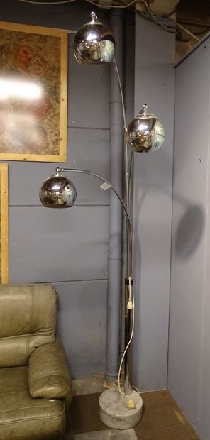 null Floor lamp vintage circa 1960/70 3 chrome arches on marble base H:225cm
