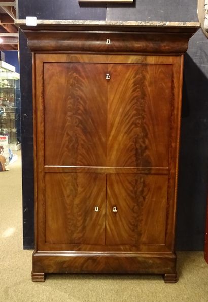 null Piece of furniture: mahogany Louis-Philippe straight secretary 156x100x47cm...