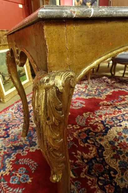 null Meuble: Table à gibier LOUIS XV dorée déb 18eS 4 pieds sculptés ceinture chantournée...
