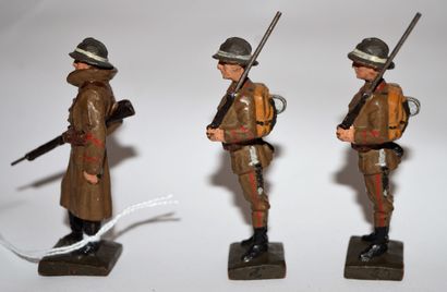 null LINEOL: Luxembourg: 3 soldiers: 2 at attention, rifle on the shoulder; the other,...