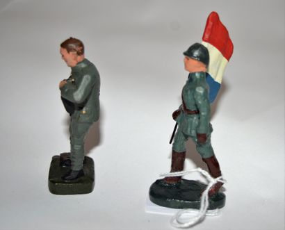 null CLAIRON (Belgian brand, from 1935 to 1950): Holland: 2 soldiers, one marching...