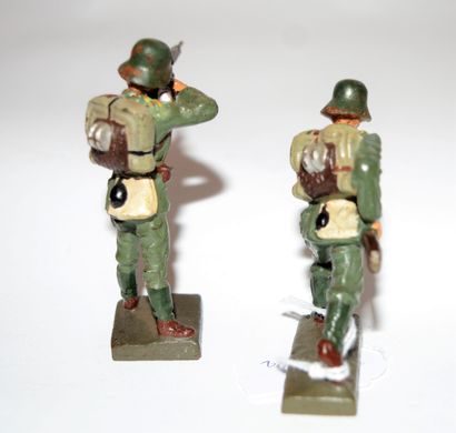 null 
LINEOL: 2 Irish soldiers at the fire. Good condition. Rare. 
