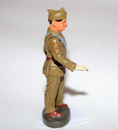 null ELASTOLIN: General Franco, version with porcelain head. Very good condition....
