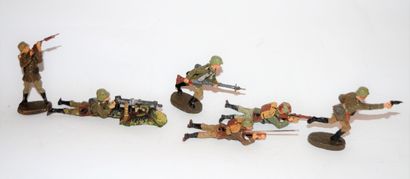 null ELASTOLIN: Germany: 6 soldiers of the Whermacht in combat. Good to fair con...