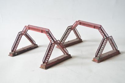 null MÄRKLIN varia year 50/55 : pair of standard track turnouts with central rails,...