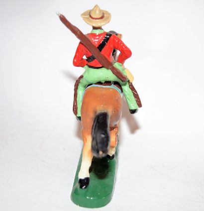 null Cowboy in composition on his horse. Unidentified manufacturer. Very good co...