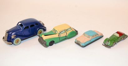 null 4 cars in sheet metal:

-JOUSTRA: "Auto Miracle" series 2000, 40s/50s. Good...