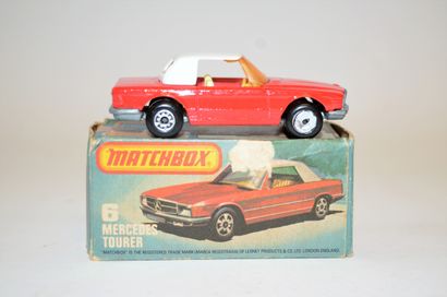 null MATCHBOX: 2 new vehicles in box

-Mecedes tourer 6, new in original box, 1979...