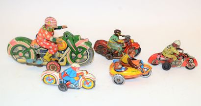 null Set of 5 motorcycles/side cars in lithographed sheet metal, including the rare...