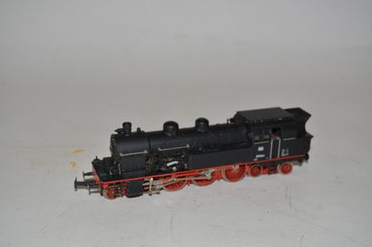 null LILIPUT (2) Locomotives : German locotender BR 78 132, black nice condition...