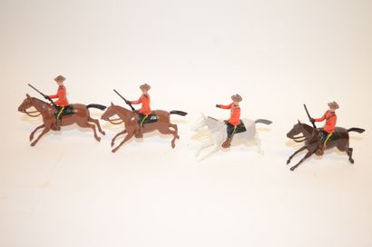 null BRITAINS: "Royal Canadian monted police" set 9256, 4 personnages, CIRCA 1950,...