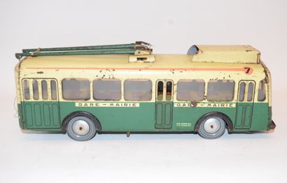 null JOUSTRA: 2 trolley-buses in sheet metal:

 - "gare-mairie" from 1955, mechanical,...