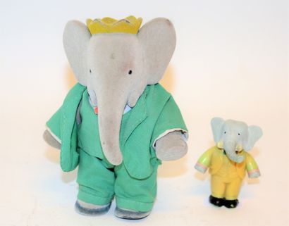 null BABAR the elephant: in fabric, height: 12 cm, a second one in plastic (height:...