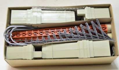 null HORNBY HO France, accessoires R 26 Grand Suspension Bridge; à monter (EB) on...