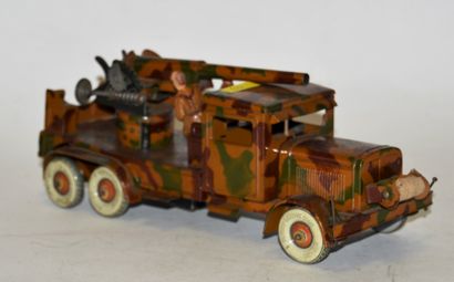 null TIPP&CO military truck, lithographed sheet metal, camouflage color, gun carrier,...
