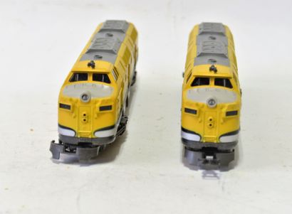 null RIVAROSSI HO: 1895 USA double locomotive, KM RIO GRANDE in yellow, 4 bogies...