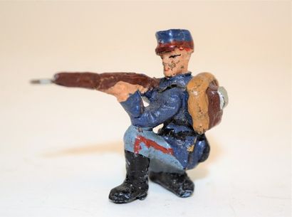 Linéol LINEOL: 1 Serbian soldier at the fire. Rare piece. Good condition.