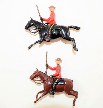 Britains BRITAINS (5): complete set of 5 Canadian Mounties, circa 1960. Condition...