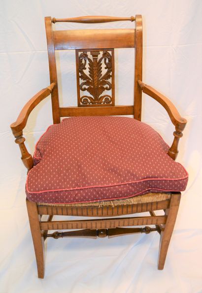 null Straw armchair of directoire style in cherry wood. dimensions: 58 x 86 cm
