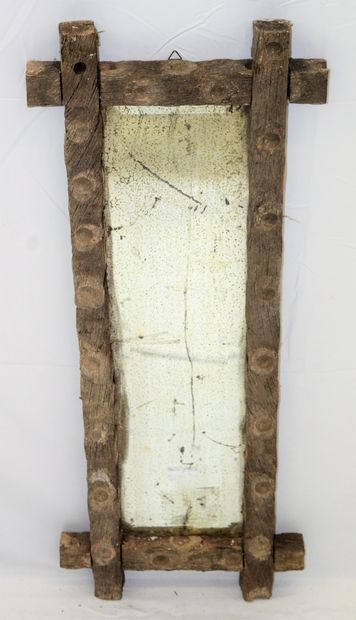 null Miroir rectangulaire cadre bois vintage, dimensions: 79 x 31 cm (accidents)...
