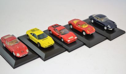 null 10 Ferrari au 1/43ème, marques et modèles variés (Burago, Brumm, Joal, Dinky...