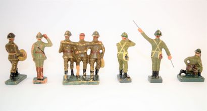 null DURSO (6) ensemble de 6 figurines en composition, soldats Belges, dont un signaleur,...
