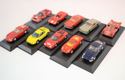 null 10 Ferrari au 1/43ème, marques et modèles variés (Burago, Brumm, Joal, Dinky...