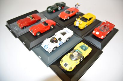 null 8 Ferrari au 1/43ème, marques et modèles divers (Corgi Toys, Top Collection...