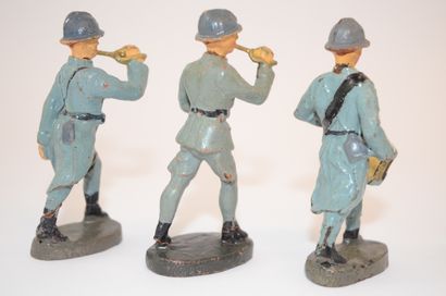 null ELASTOLIN (17): ensemble de 17 figurines en composition, soldats Français au...