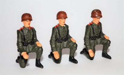 null DURSO et divers (fabrication Belge): 10 figurines en composition dont 3 soldats...