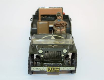 null ARNOLD : Jeep Willys 2100 US ARMY 1951, mécanique en tôle. Etat de marche. Avec...