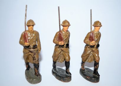 null ELASTOLIN/LINEOL: 9 figurines en composition de soldats Belges au feu/au défilé....