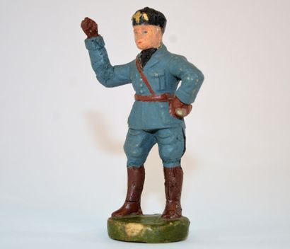 CLAIRON: figurine en composition de Mussolini....