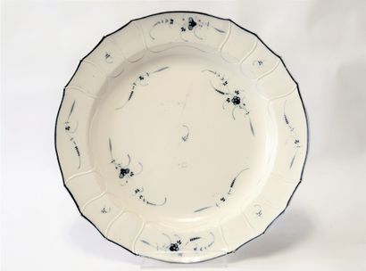 BOCH LUXEMBOURG, large 18th century dish,...