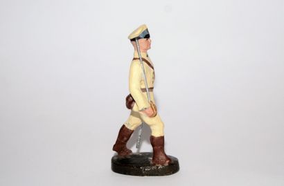 ELASTOLIN ELASTOLIN: Argentinian officer on parade, in composition. CIRCA 1935. Very...