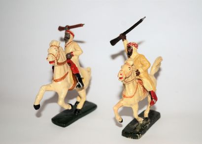 INCAMIN INCAMIN: 2 guerriers Arabes à cheval en composition, les 2 versions sont...