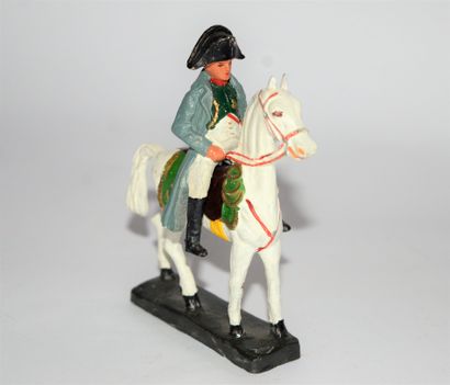 DURSO DURSO: Napoléon 1er à cheval, en composition, parfait état. Années 60.