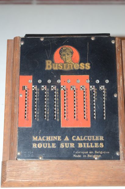null (3) BUSINESS machine à calculer "roule sur bille", fabrication belge, Liège...