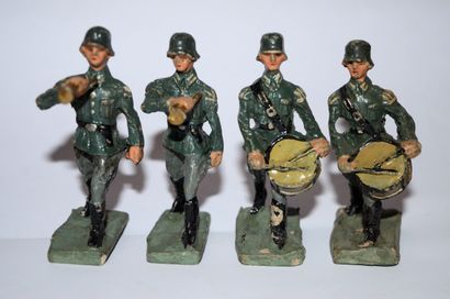 DURSO DURSO (15) and SOLIDO (1): 16 military marching band figures in composition,...