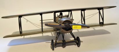 PAT. PEND - Avion de guerre
Produit par PAT....