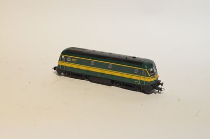 ROCO ROCO réf 63998 Belgian diesel loco 5950, green yellow lines, 12 volts DC
CONDITION
new...