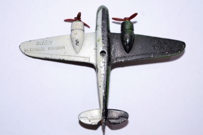 DINKY DINKY TOYS 62 d : Bristol Blenheim Bomber, 1940/41, parfait état de peintu...
