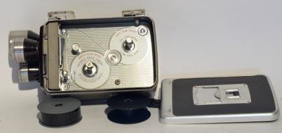 null KODAK - Brownie
Camera Movie Turret 
Focus 1.9
Dans son boitier