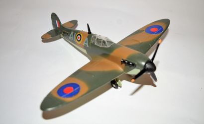 DINKY DINKY TOYS 719: Sptifire Mk II, MIB, 1st version with electric propeller motor,...