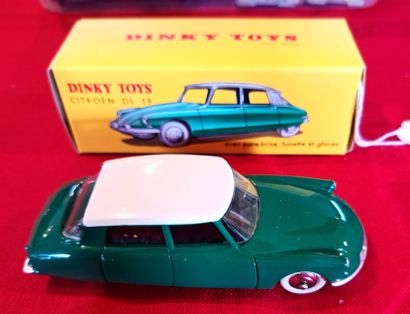 DINKY DINKY (Atlas) Citroen DS 19, with windshield, glasses and windows (MB)