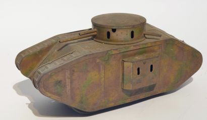 null French toy, British Mark I type tank from 1916, camouflage-colored sheet metal,...