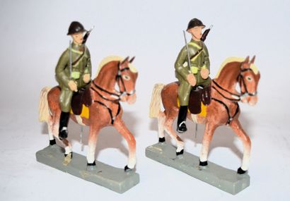 DURSO DURSO tardif : 2 chasseurs à cheval Belges en composition, uniformes des années...