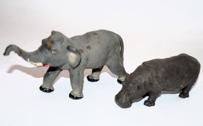 null LEYLA / BRITAINS : 1 eléphant et 1 hippopotame, en composition. Années 60. Bel...