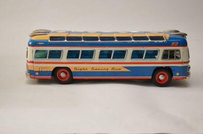 null YAMADA: important bus des années 50 en tôle peinte à friction, dans sa boite...